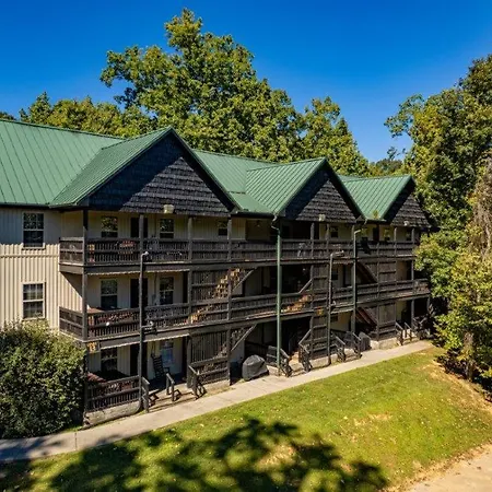 Briarstone Lodge Condo 13E By Eden Crest